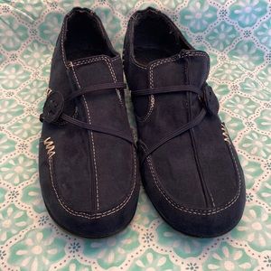 Classique Womens loafers Sz 7